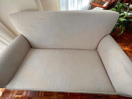 1689841588400sofa